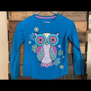 Girls Christmas and winter long sleeve shirt. Tagless Haines Medium size 7-8.